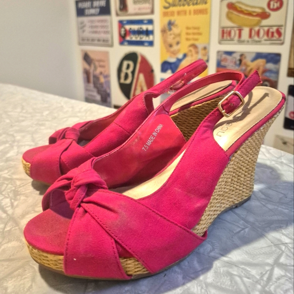 Vintage Red Espedrilles